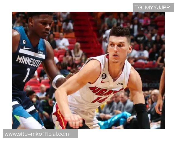 阿德巴约盛赞爱德华兹具备掌控比赛节奏的能力与影响力