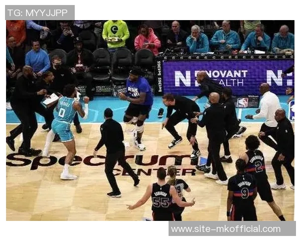 黄蜂主帅称迪亚巴特凭借出色表现赢得首发位置在攻防两端影响显著